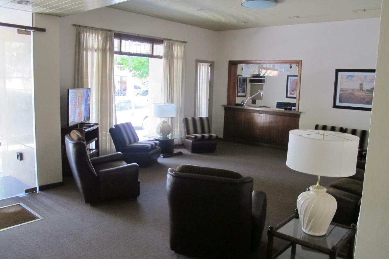 Hotel Emperador Necochea Zewnętrze zdjęcie