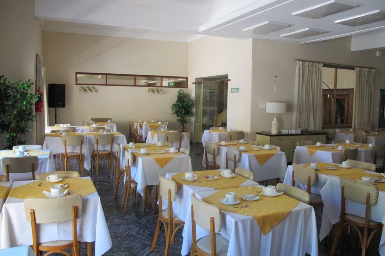 Hotel Emperador Necochea Zewnętrze zdjęcie